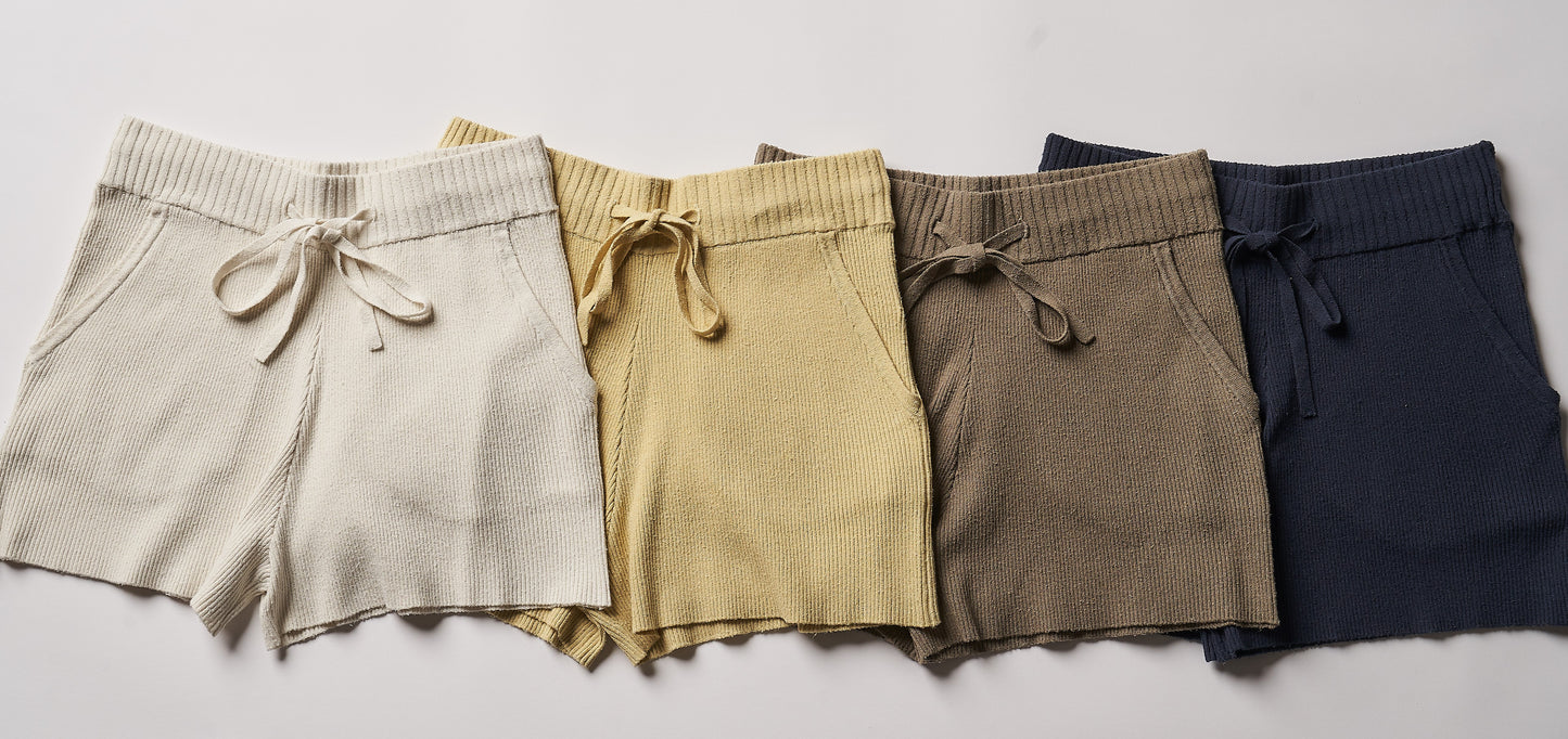 Raw silk rib-knit shorts