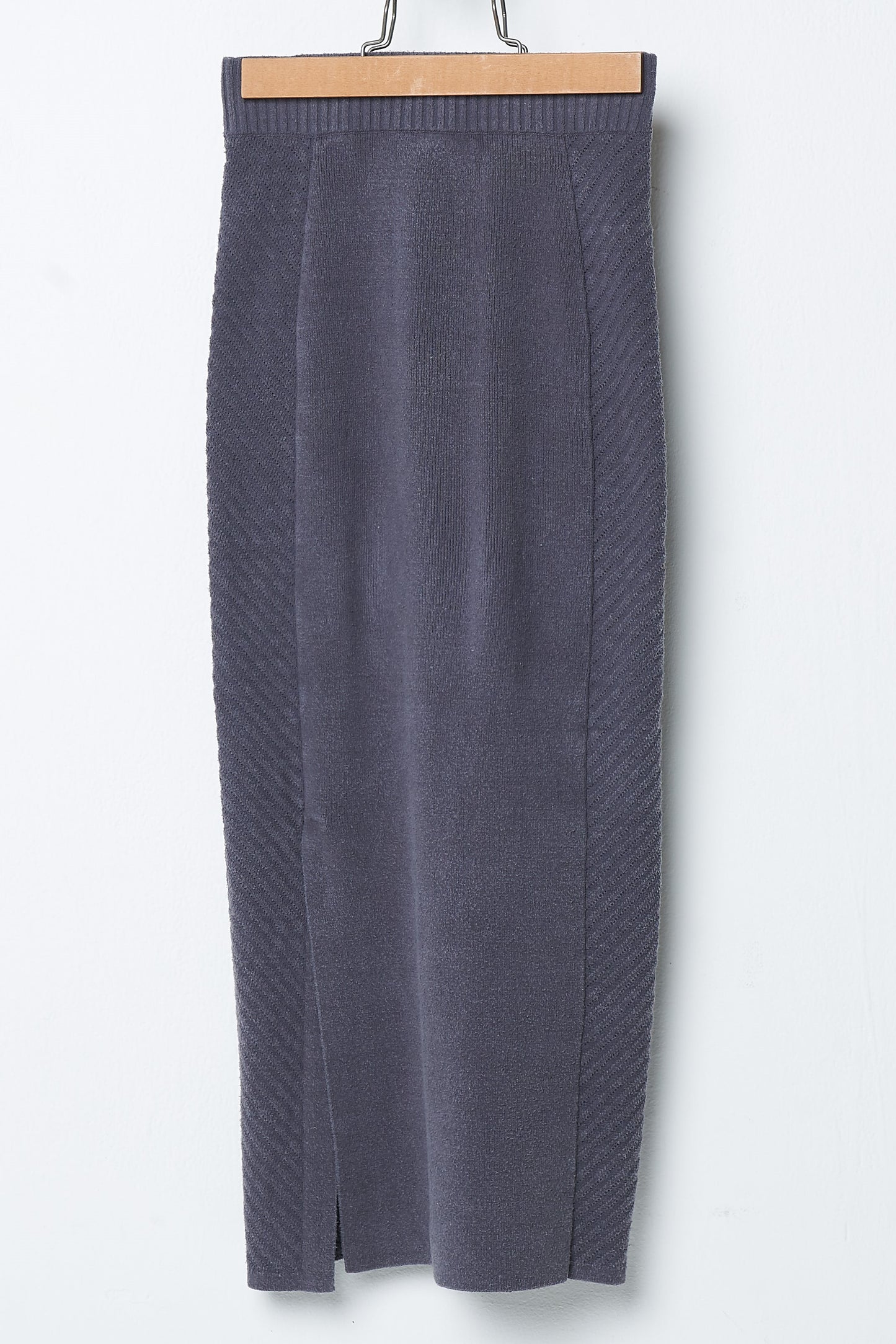 Raw silk knitted long skirt